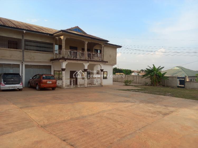 For Rent 4 Bedrooms Flat/ Apartment, Kenyasi, Near Buokrom, Kumasi Airport., Kumasi