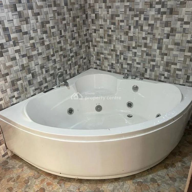 Executives 4 Bedrooms Self Compound House at Dome Ashomang Estate, Dome, Ga East Municipal, Accra, House for Rent