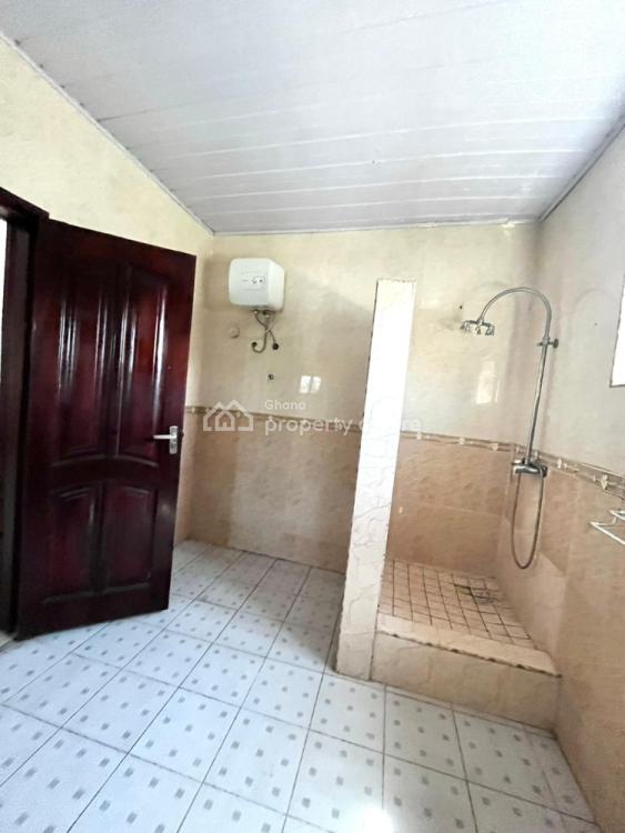 Executives 4 Bedroom House at Cantonment, Cantonments, Accra, House for Rent