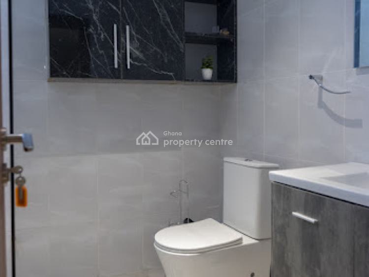 Executives 4 Bedroom Townhouse in Gated Community at North Ridge, North Ridge, Accra, Townhouse for Rent