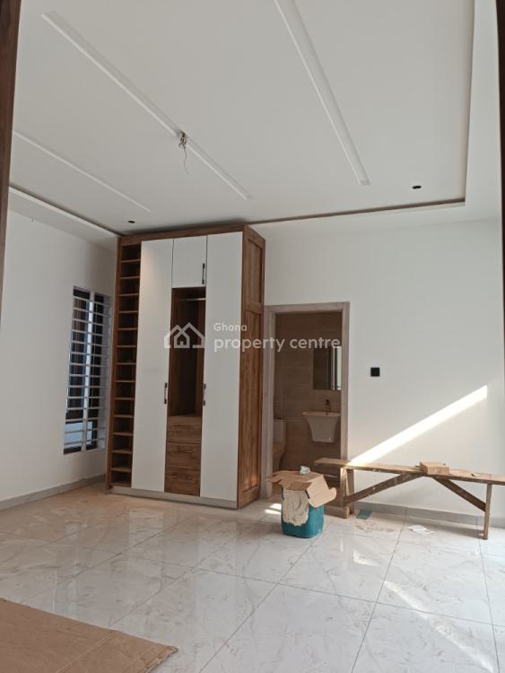 Luxurious 5 Bedroom House with a Swimming Pool & Lounge, Adenta Municipal, Accra, Detached Duplex for Sale