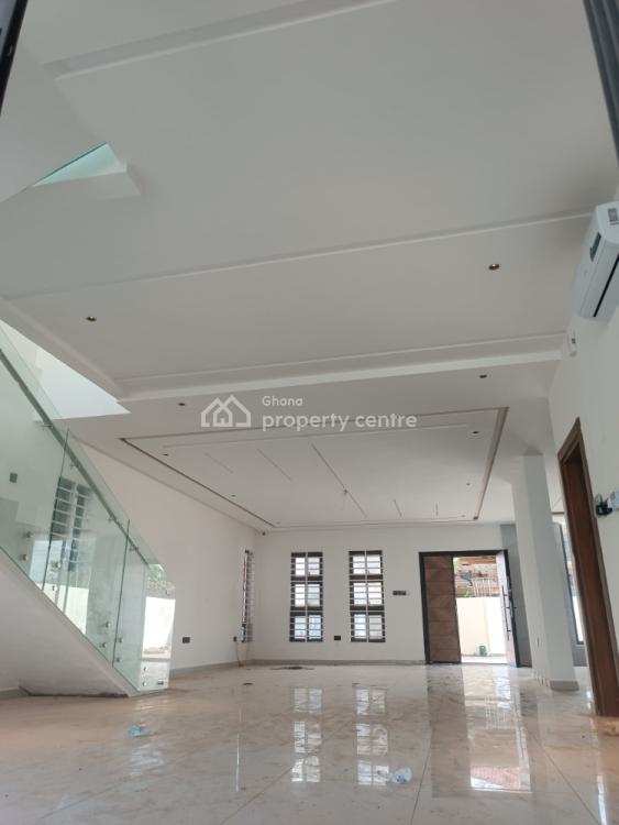 Luxurious 5 Bedroom House with a Swimming Pool & Lounge, Adenta Municipal, Accra, Detached Duplex for Sale
