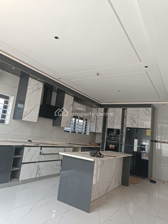 Luxurious 5 Bedroom House with a Swimming Pool & Lounge, Adenta Municipal, Accra, Detached Duplex for Sale