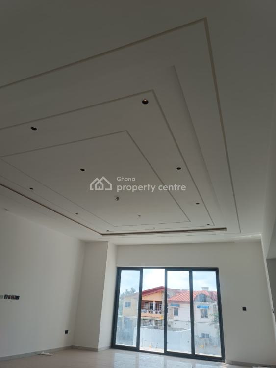 Luxurious 5 Bedroom House with a Swimming Pool & Lounge, Adenta Municipal, Accra, Detached Duplex for Sale