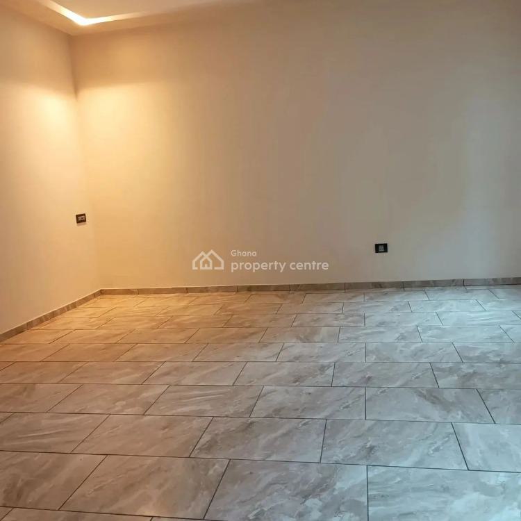 Executive 4 Bedrooms Townhouses at Dzorwulu, Dzorwulu, Accra, Townhouse for Rent