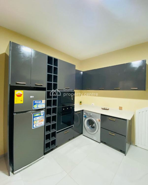 Executive Furnished 2 Bedroom Townhouse at Madina Estates, La Nkwantanang Madina Municipal, Accra, Townhouse for Rent