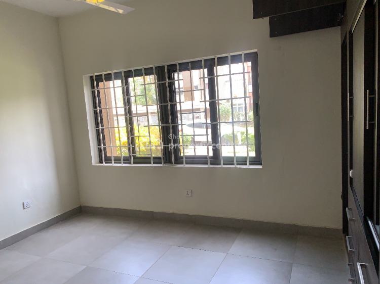 For Rent Modern Two Bedroom Apartment Available, Community 3, Tema