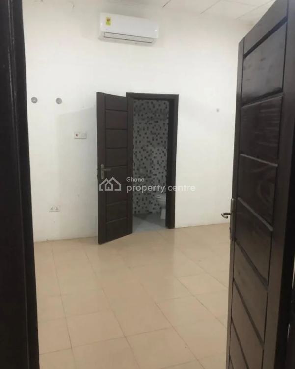 Executive  Unfurnished 4 Bedroomhouse at Ogbojo, Ogbojo, Adenta Municipal, Accra, House for Rent