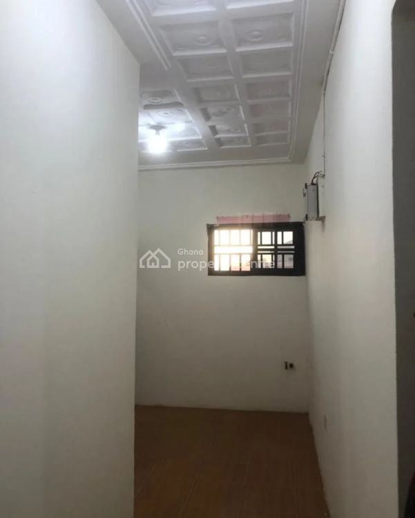 Executive  Unfurnished 4 Bedroomhouse at Ogbojo, Ogbojo, Adenta Municipal, Accra, House for Rent
