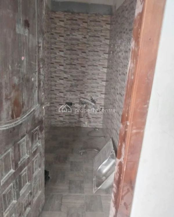 Executive 5 Bedroom Self Compound House at Gbawe Top Base, Gbawe, Ga South Municipal, Accra, House for Rent