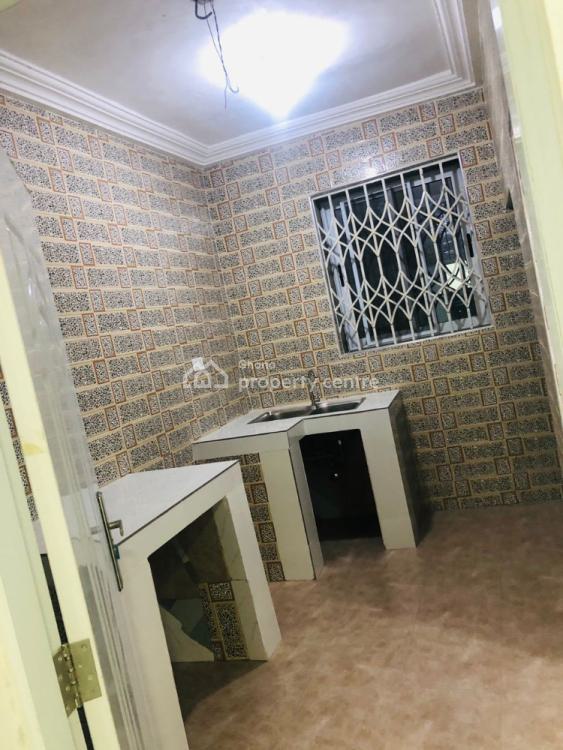 Executive 2 Bedrooms Apartments at Lapaz Racecourse Last Stop, Lapaz, Accra, Apartment for Rent