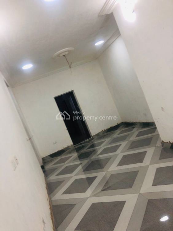 Executive 2 Bedrooms Apartments at Lapaz Racecourse Last Stop, Lapaz, Accra, Apartment for Rent