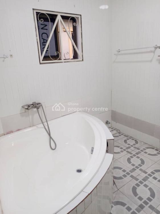 Executive 4 Bedrooms House with Boys Quarters at Westland Junction, Adenta, Adenta Municipal, Accra, House for Rent