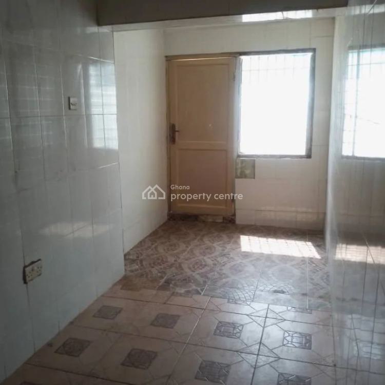 Executive 6 Bedrooms Self Compound House at Gbawe Macarthy Hills, Gbawe, Ga South Municipal, Accra, House for Rent