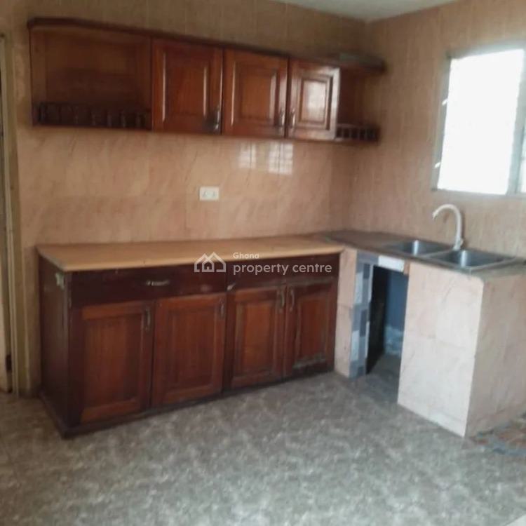 Executive 6 Bedrooms Self Compound House at Gbawe Macarthy Hills, Gbawe, Ga South Municipal, Accra, House for Rent