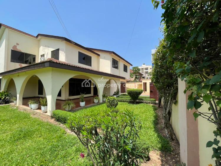 Executive 5 Bedrooms All Ensuite with 2 Bedrms Out House at Tema Comm3, Tema, Accra, House for Rent