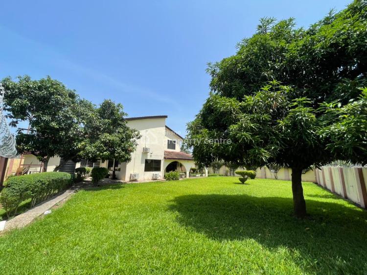 Executive 5 Bedrooms All Ensuite with 2 Bedrms Out House at Tema Comm3, Tema, Accra, House for Rent
