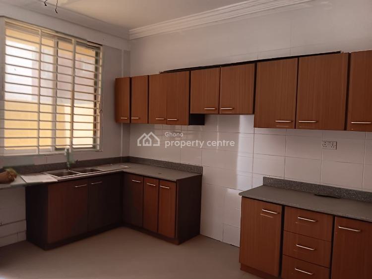 Executive 4 Bedroom Self Compound House at School Junction Main Road, Ashaley Botwe, Adenta Municipal, Accra, House for Rent