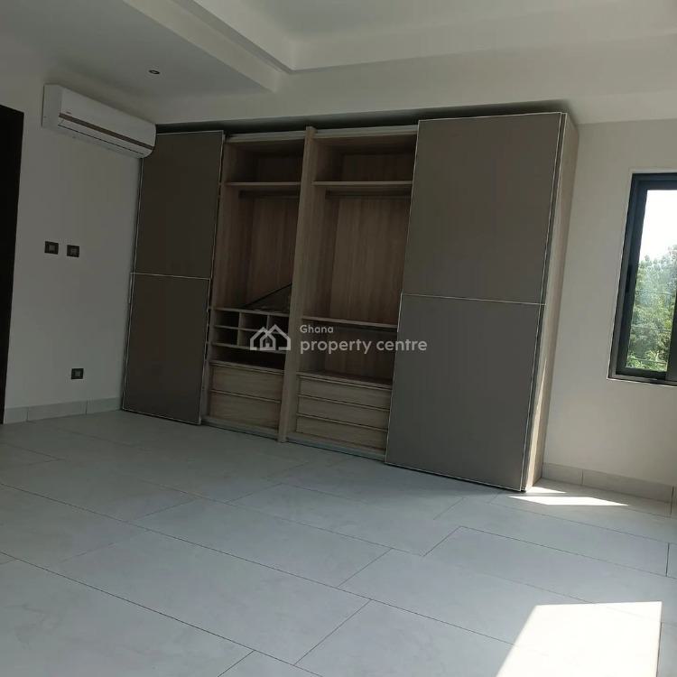 Executive 4 Bedroom Townhouse at Airport Residential, Airport Residential Area, Accra, Townhouse for Rent