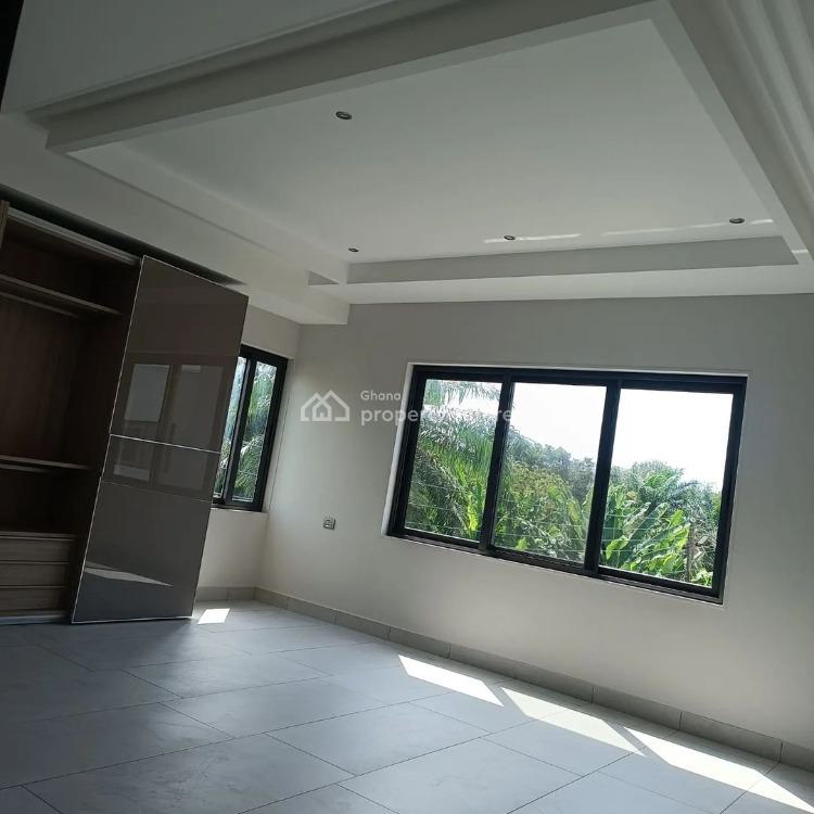 Executive 4 Bedroom Townhouse at Airport Residential, Airport Residential Area, Accra, Townhouse for Rent