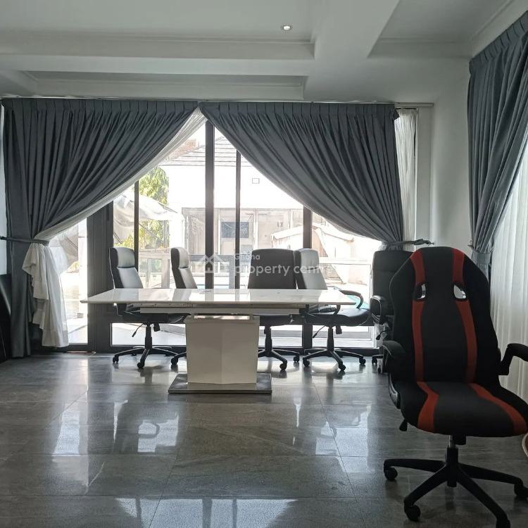 Executive Furnished 7bedroom House with Bq at Airport Residential Area, Airport Residential Area, Accra, House for Rent