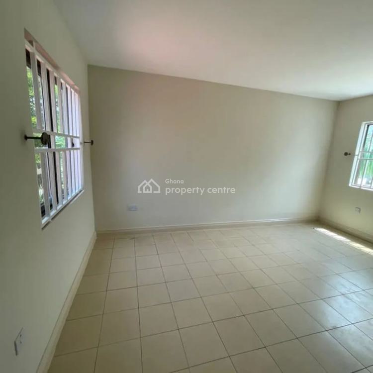 Executive 5 Bedroom House with Boys Quarters at Cantonments, Cantonments, Accra, House for Rent