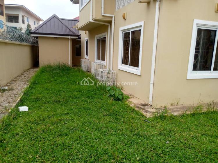 Executive 5 Bedrooms House with 2 Rooms Out House at Roman Ridge, Roman Ridge, Accra, House for Rent