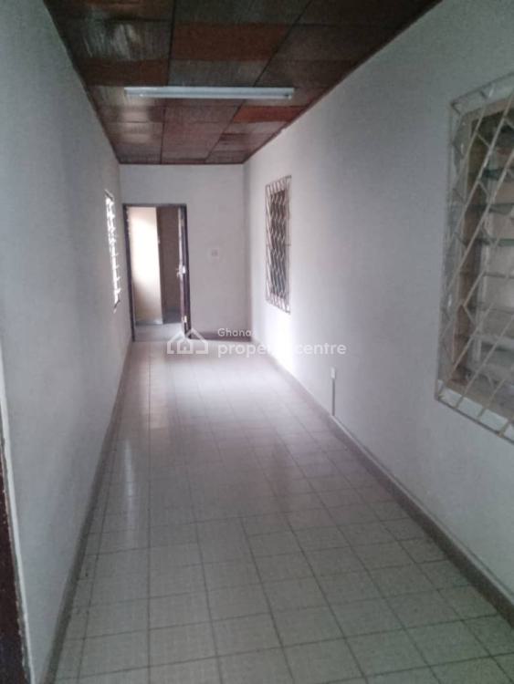 Executive 4 Bedroom House at Dzorwulu Plant Pool, Dzorwulu, Accra, House for Rent