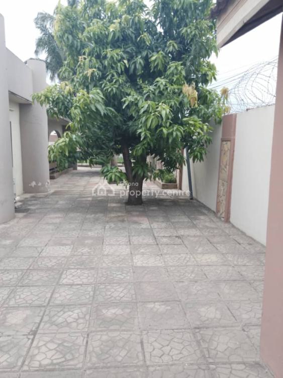 Executive 4 Bedroom House at Dzorwulu Plant Pool, Dzorwulu, Accra, House for Rent