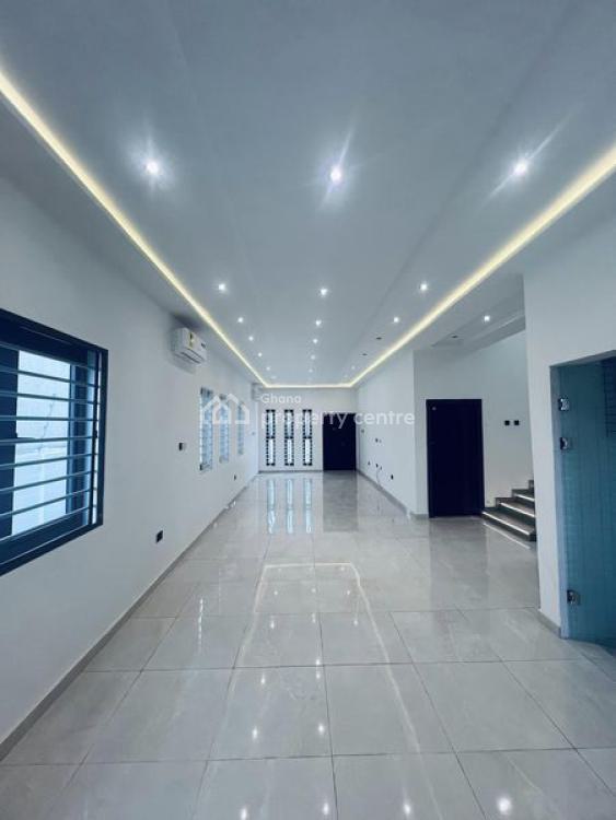 Executive Newly Built 4 Bedrooms House with Boys Quaters at Ogbojo, Ogbojo, Adenta Municipal, Accra, House for Sale