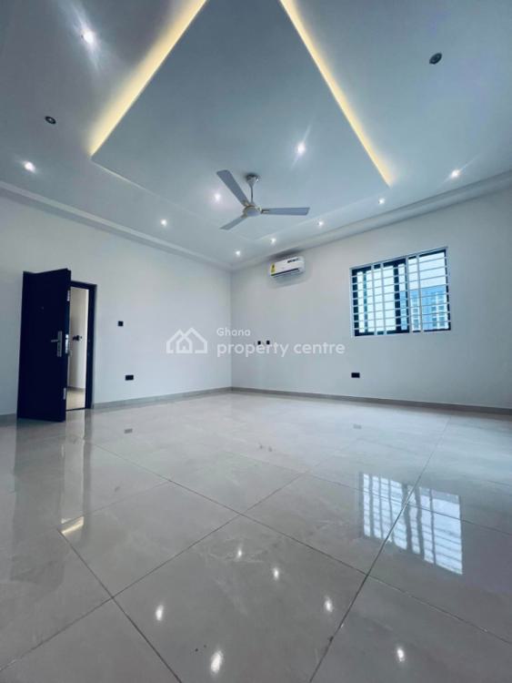 Executive Newly Built 4 Bedrooms House with Boys Quaters at Ogbojo, Ogbojo, Adenta Municipal, Accra, House for Sale