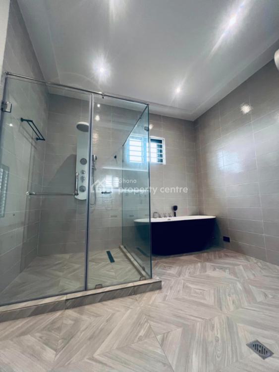 Executive Newly Built 4 Bedrooms House with Boys Quaters at Ogbojo, Ogbojo, Adenta Municipal, Accra, House for Sale