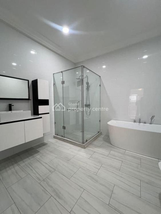 Executive 4 Bedrooms House at Ashaley Botwe Lakeside, Ashaley Botwe, Adenta Municipal, Accra, House for Sale