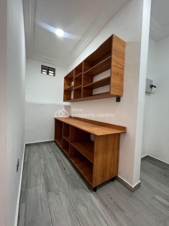 Executive 4 Bedrooms House at Ashaley Botwe Lakeside, Ashaley Botwe, Adenta Municipal, Accra, House for Sale