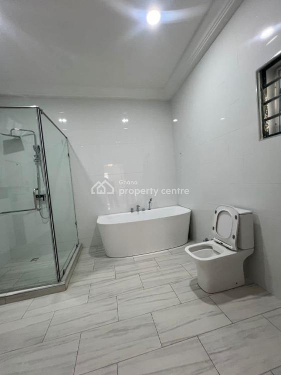 Executive 4 Bedrooms House at Ashaley Botwe Lakeside, Ashaley Botwe, Adenta Municipal, Accra, House for Sale