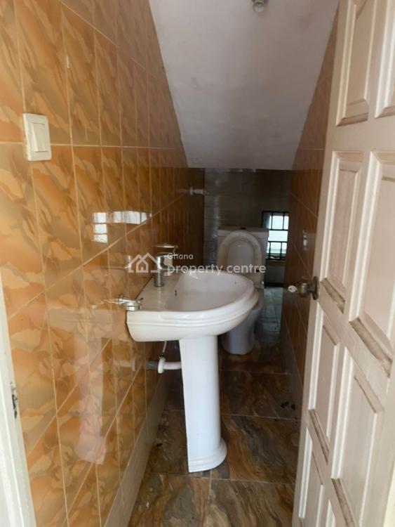 Executive 4 Bedroom House Self Compound at Paraku Estate, Dome, Ga East Municipal, Accra, House for Rent