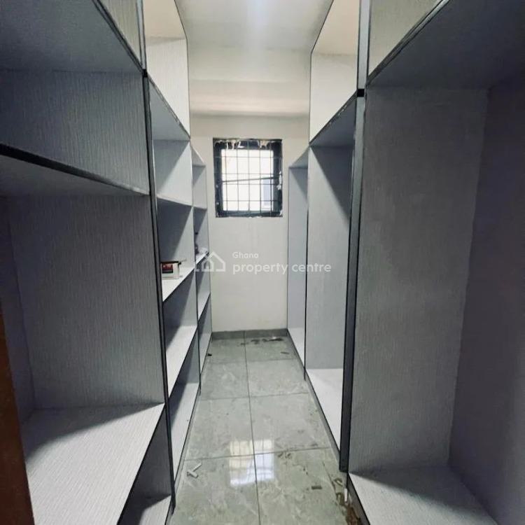 Executive 3 Bedroom House Self Compound at School Junction, Ashaley Botwe, Adenta Municipal, Accra, House for Rent