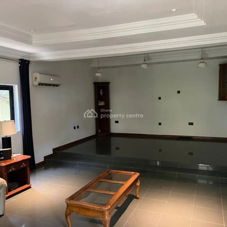 Executive 5 Bedroom Semi Furnished House Self Compound at Osu, Osu, Accra, House for Rent