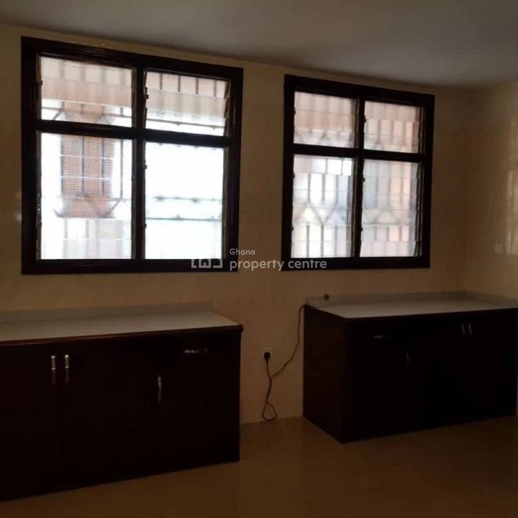 Executive 6 Bedrooms House at Haatso, Haatso, Ga East Municipal, Accra, House for Rent
