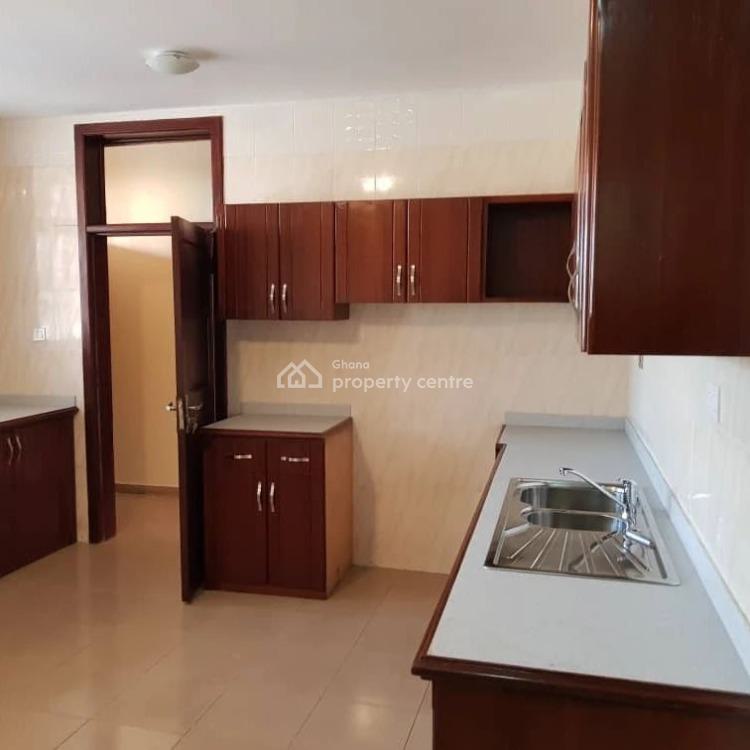 Executive 6 Bedrooms House at Haatso, Haatso, Ga East Municipal, Accra, House for Rent