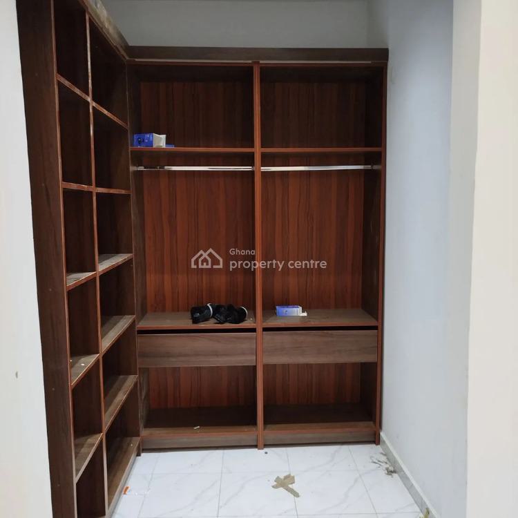 Executive 4 Bedrooms House at Lakeside Estate, Ashaley Botwe, Adenta Municipal, Accra, House for Sale