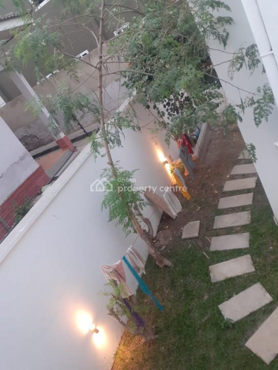 Executive Newly Built 4 Bedroom House with Penthouse at East Airport, East Airport, Airport Residential Area, Accra, House for Sale