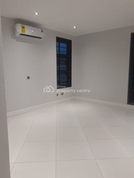 Executive Newly Built 4 Bedroom House with Penthouse at East Airport, East Airport, Airport Residential Area, Accra, House for Sale