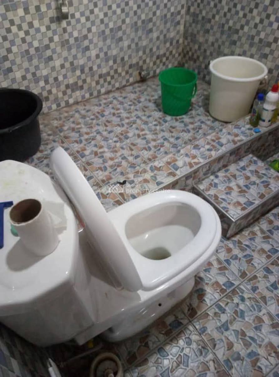 16 Rooms Hotel, Ashongman Agbogba, Ga East Municipal, Accra, Hotel / Guest House for Sale