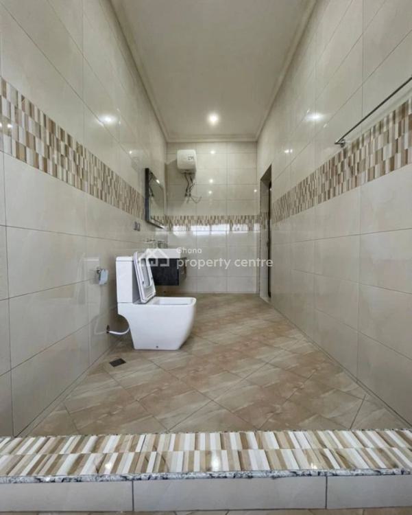 Executive Unfurniture 4 Bedrooms Self Compound House at Cantonments, Cantonments, Accra, House for Rent