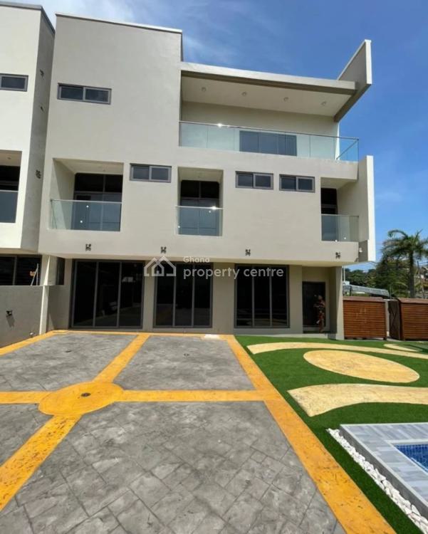 Executive Unfurniture 4 Bedrooms Self Compound House at Cantonments, Cantonments, Accra, House for Rent