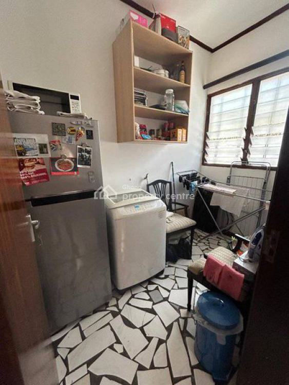 Executive Fully Furnished 2 Bedroom House Plus Outhouse at Cantonments, Cantonments, Accra, House for Rent