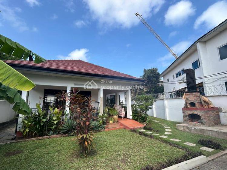 Executive Fully Furnished 2 Bedroom House Plus Outhouse at Cantonments, Cantonments, Accra, House for Rent