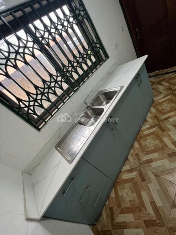 Executive Chamber and Hall Self Contain at Ablekuma Fanmilk Junction, Ablekuma South, Accra Metropolitan, Accra, Apartment for Rent