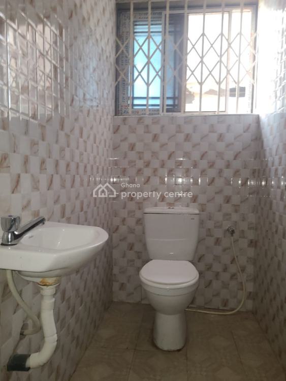 Executive 2 Bedrooms House with 3 Washrooms at Pillar 2, Dome, Ga East Municipal, Accra, House for Rent